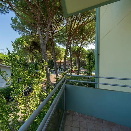Апартаменты Guesthost - Lignano Riviera